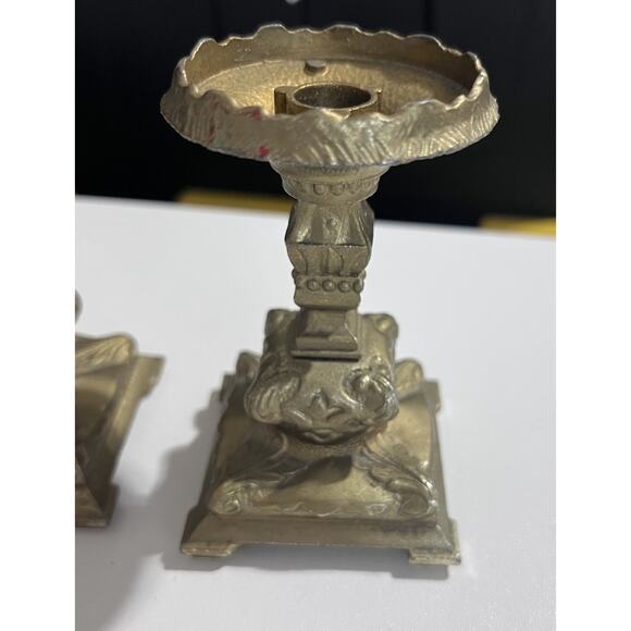 VINTAGE BRASS GOLD ORNATE CANDLESTICK HOLDER SET OF THREE ASCENDING 4"-7" - Picture 4 of 7